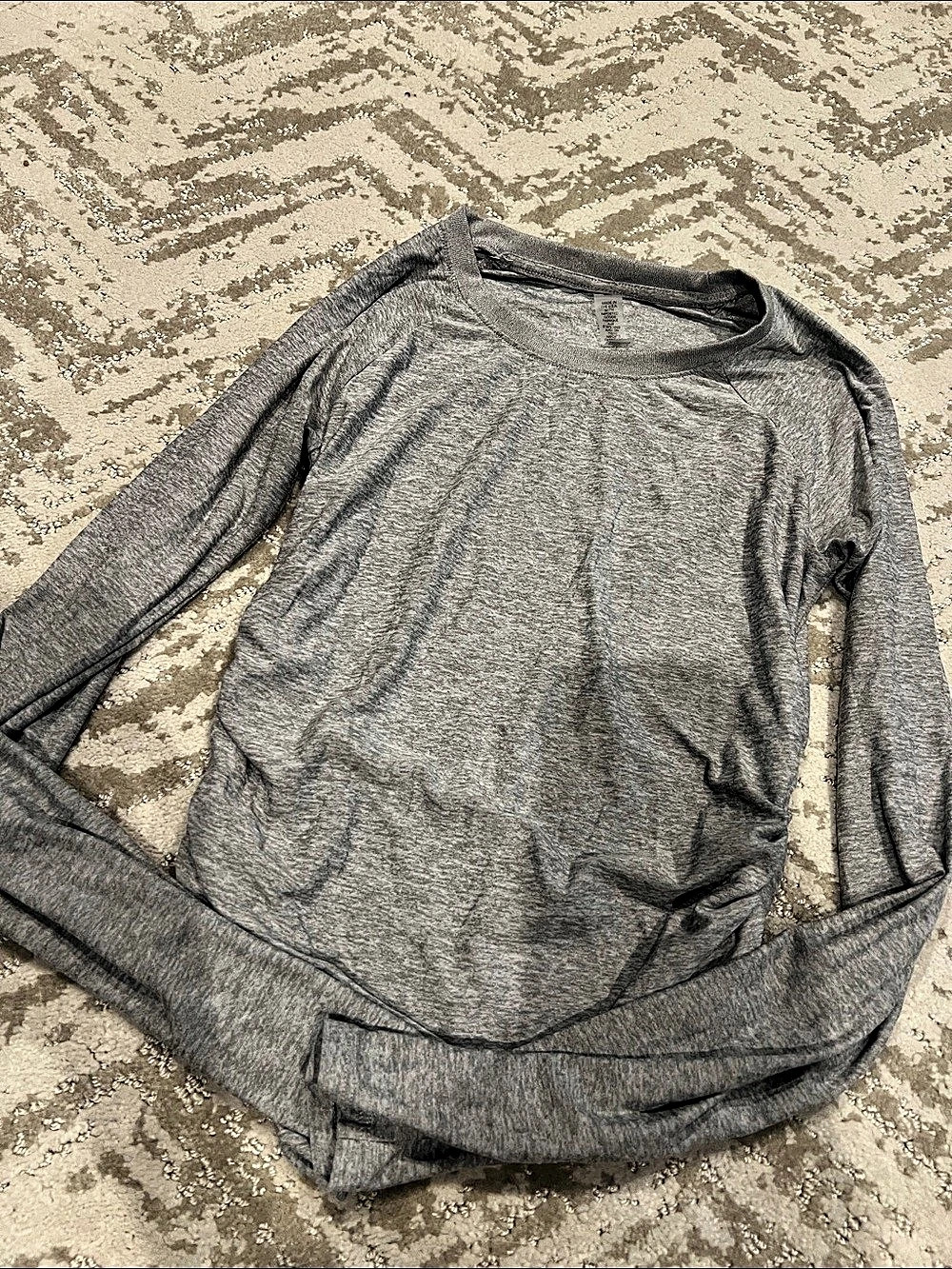 Beyond Yoga Featherweight Your Fit Long Sleeve Top Gray Small